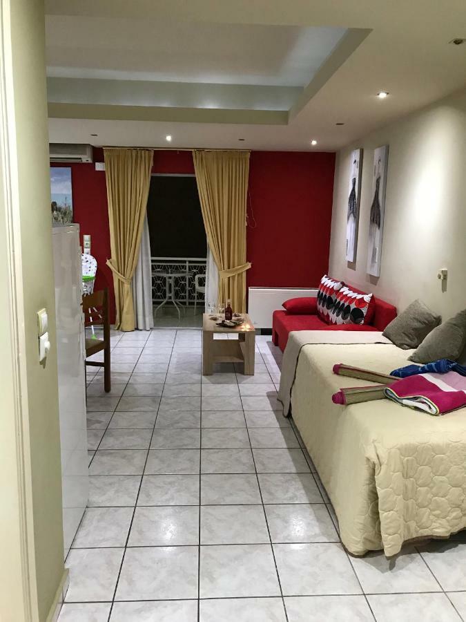 Steps To Nea Chora Beach Angela Apt ,10Min To Town Chania  Bagian luar foto
